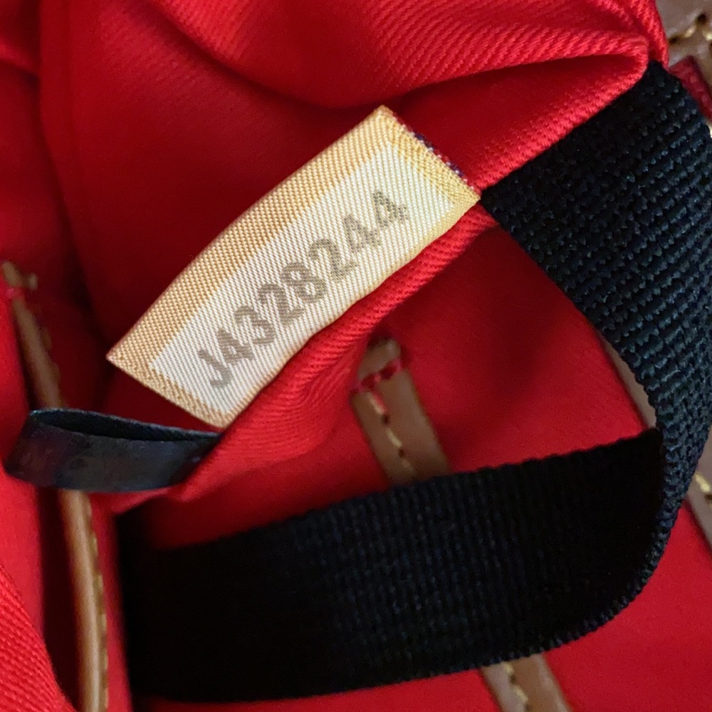Brand New Limited Dooney and Bourke Suede Handbag - Picture 9 of 9